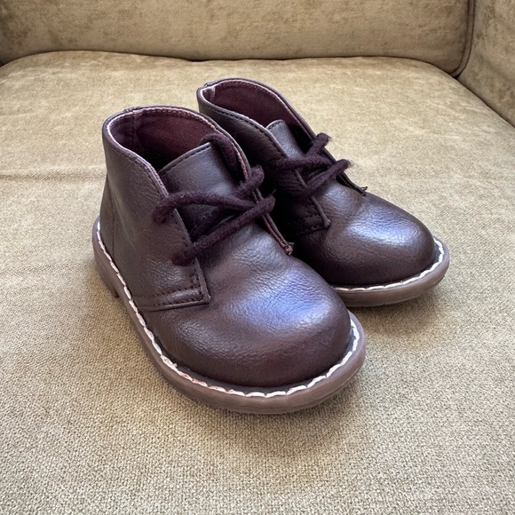 The Children's Place Brown Lace-Up Boots 👞 - Picture 3 of 5